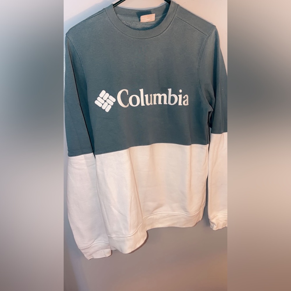 Columbia crewneck